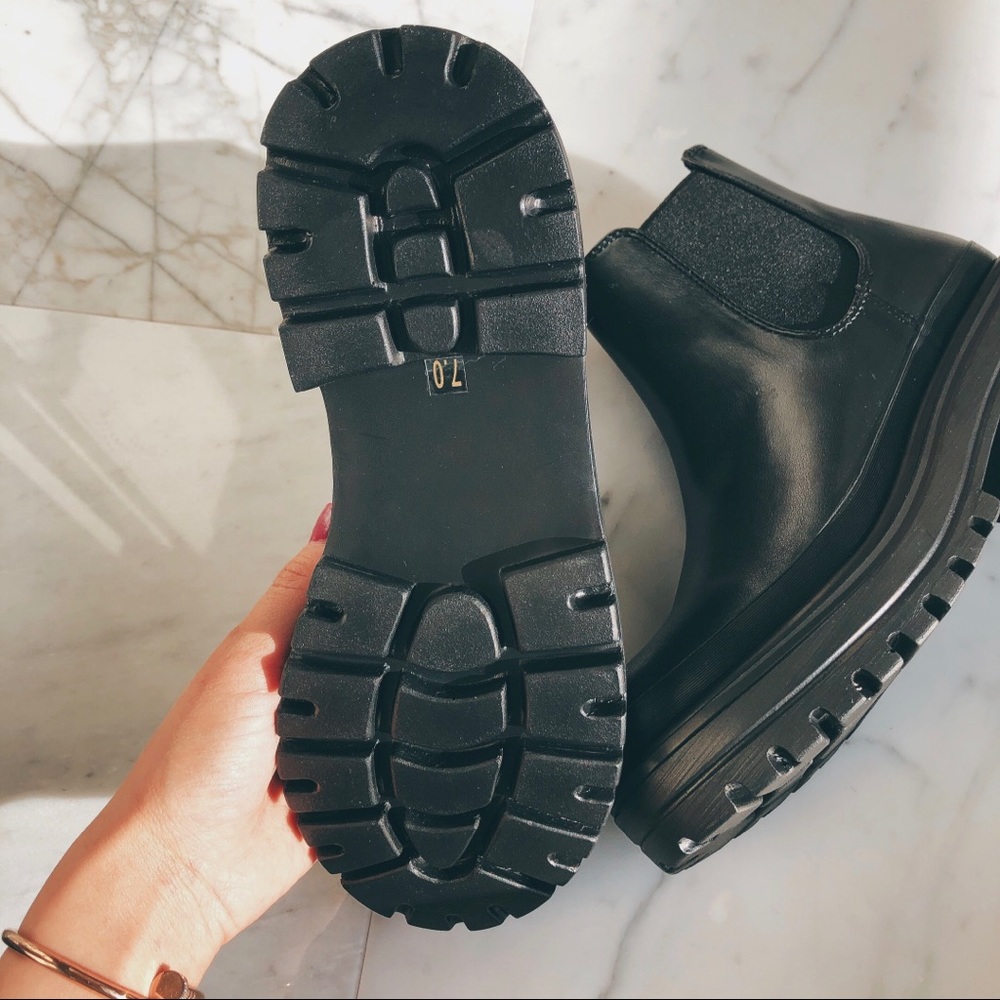Steve Madden boots 2020 (display) - Picture 6 of 8